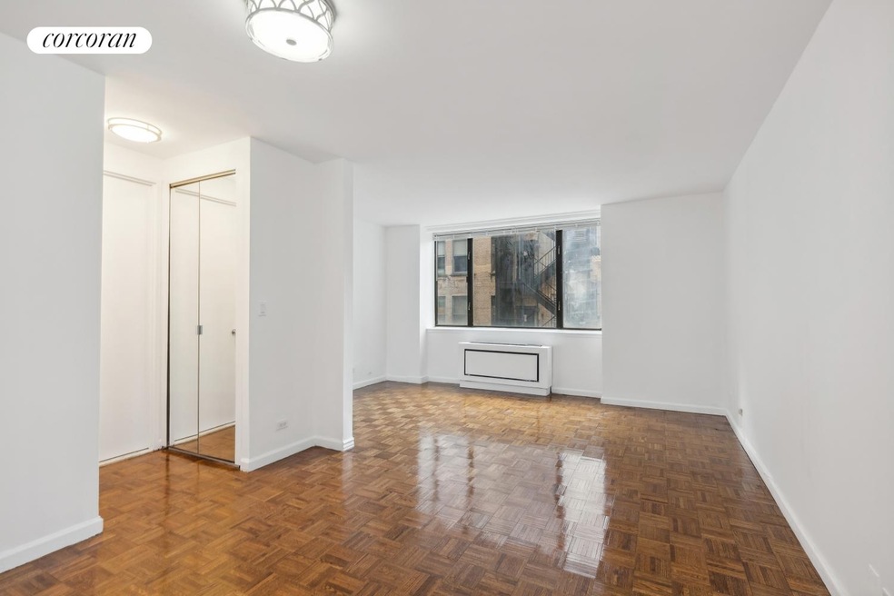 Beaumont Condominiums unit 7H, New York, NY 10023 - photo 1