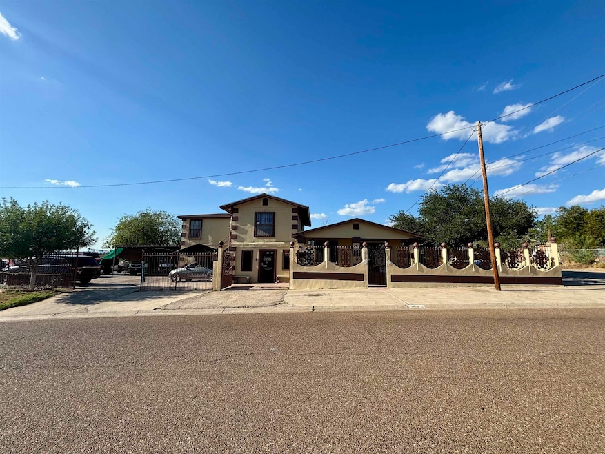 1820 Ireland St, Laredo, TX 78046 - photo 1