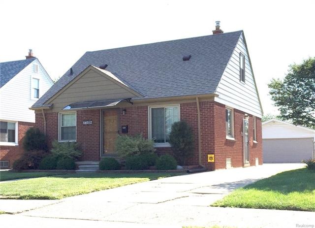 27194 Leroy St, Roseville, MI 48066 - photo 1