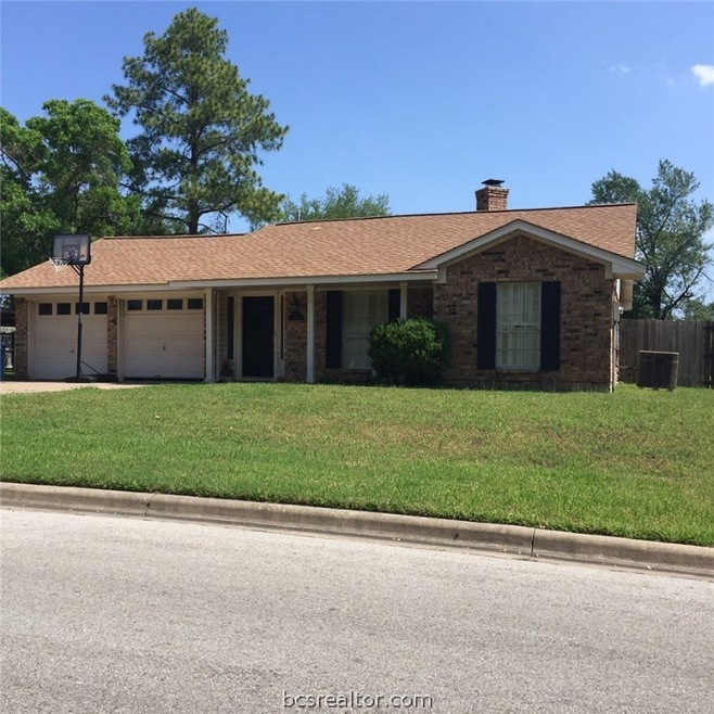 1803 Sabine Ct, College Station, TX 77840 - photo 1