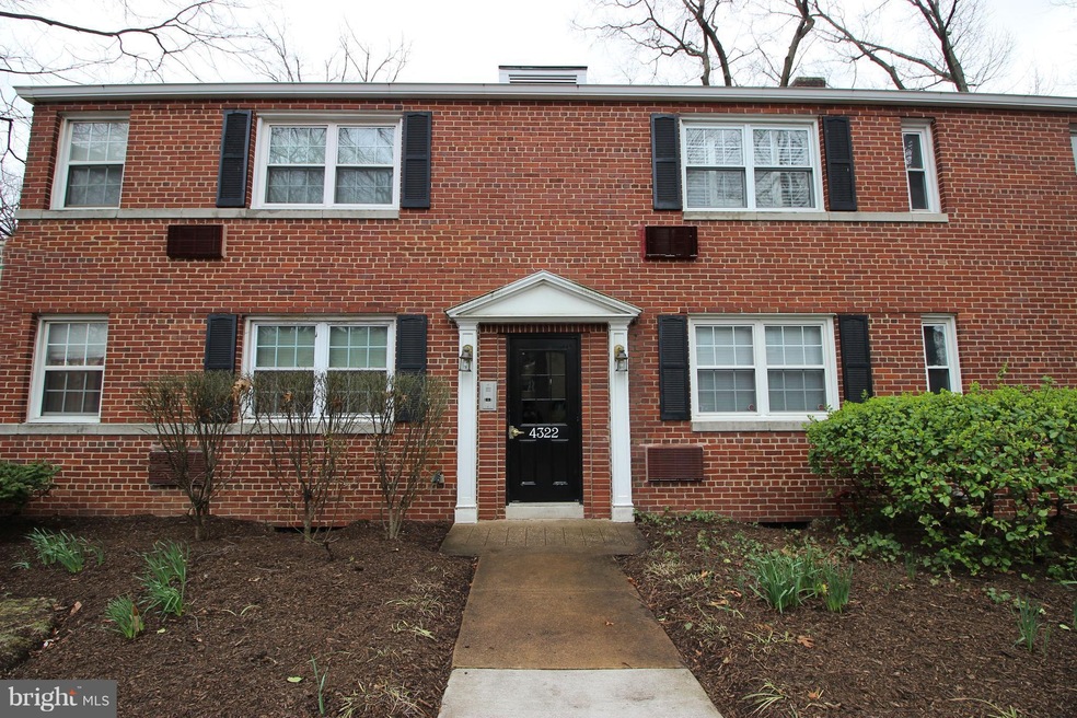4322 2nd Rd N unit 43222, Arlington, VA 22203 - photo 1