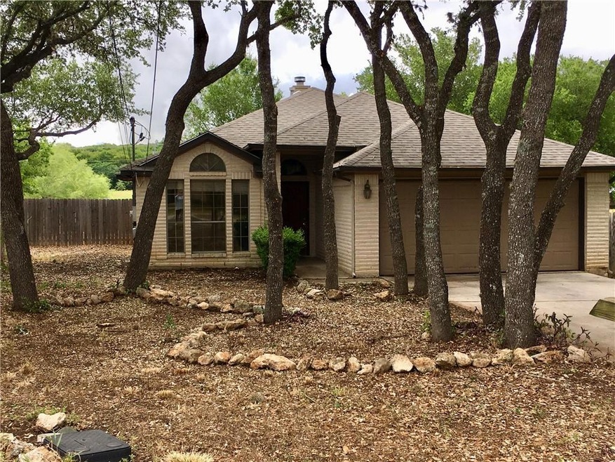 1913 Lisa Ln, San Marcos, TX 78666 - photo 1