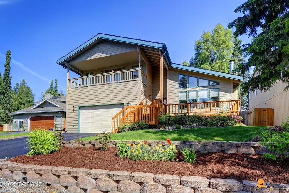 Pending $699,900 • Co-Listing Agent