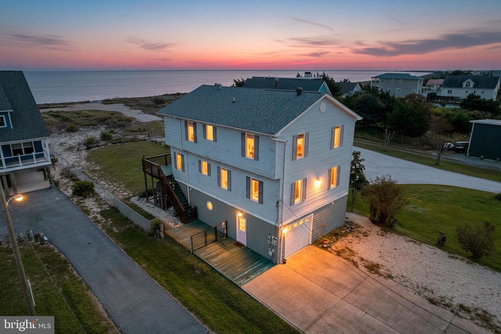 For Sale $850,000 • Co-Listing Agent