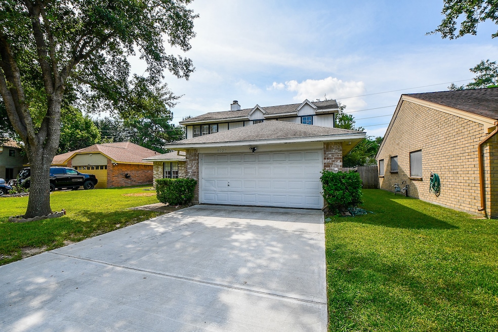 8027 Big Oak Trail Dr, Houston, TX 77040 - photo 1