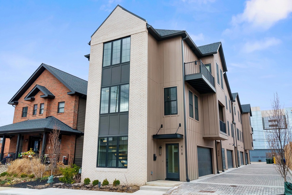 422 Jackson St, Columbus, OH 43206 - photo 1