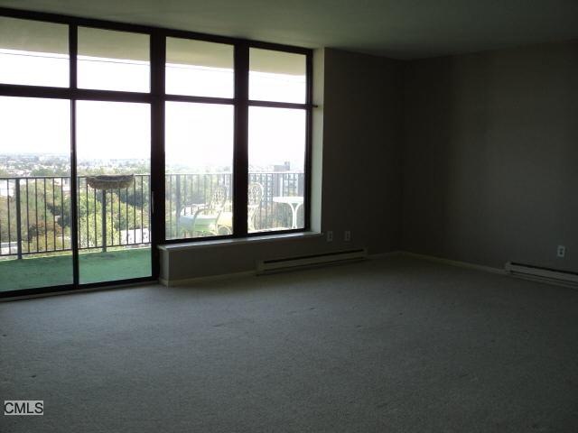 Inwood Condominium unit 8A2, Bridgeport, CT 06604 - photo 1