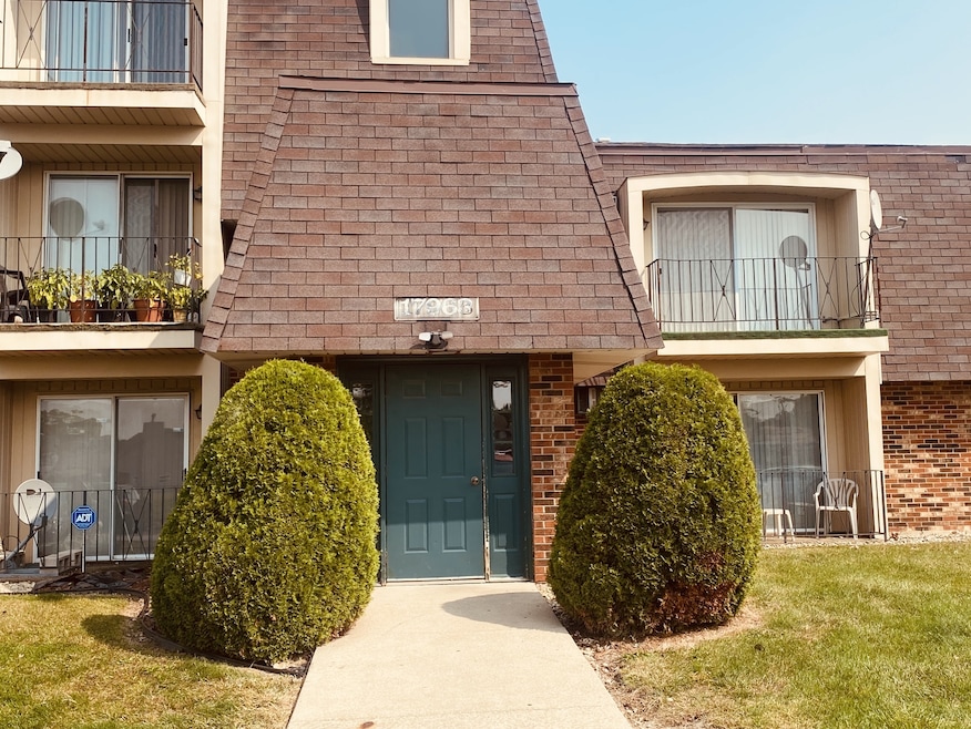 17963 Huntleigh Ct unit 203, Country Club Hills, IL 60478 - photo 1