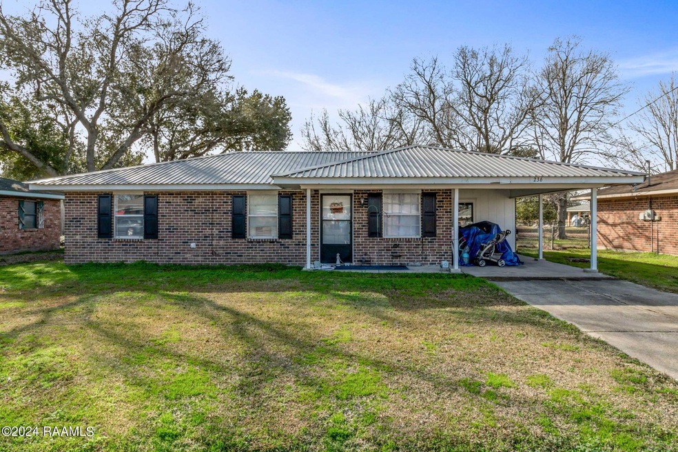 1-web-or-mls-236 Labelle Drive-15