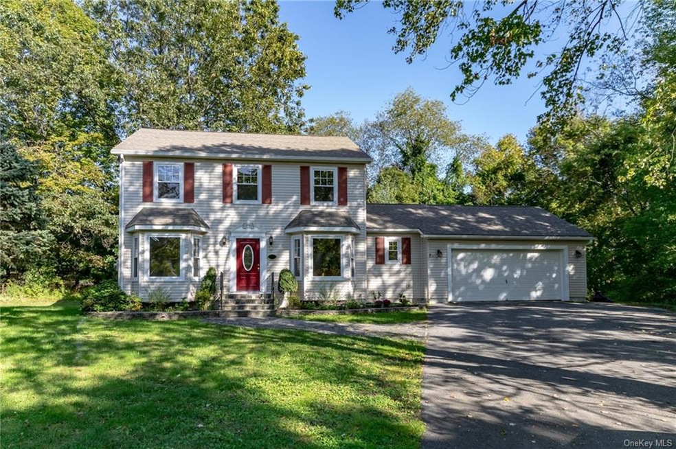 920 Dutchess Turnpike, Poughkeepsie, NY 12603 - photo 1