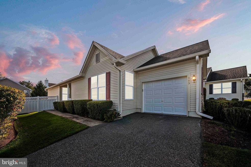 Pending $469,900 • Co-Listing Agent