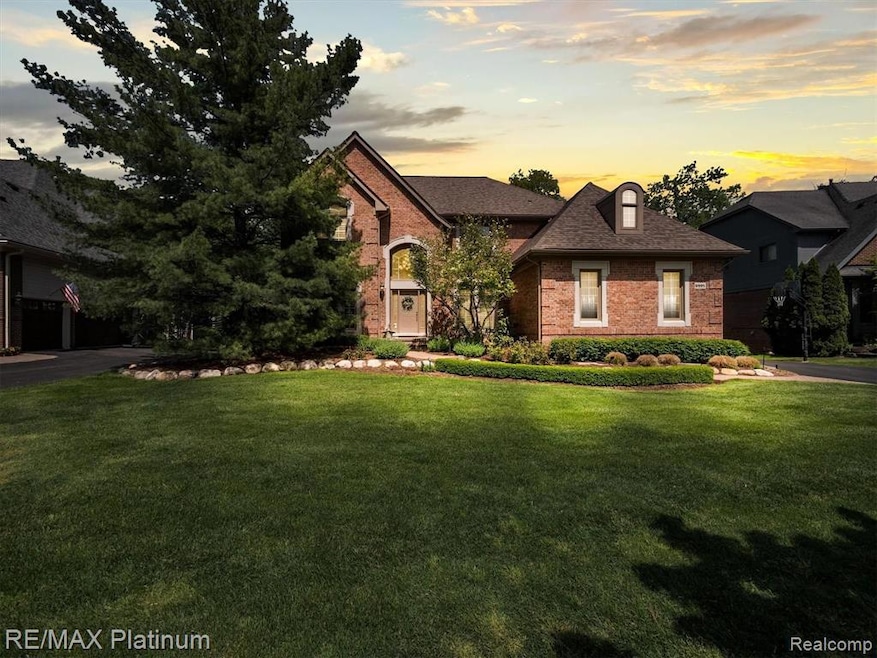 6995 Merrick Ct, West Bloomfield, MI 48322 - photo 1