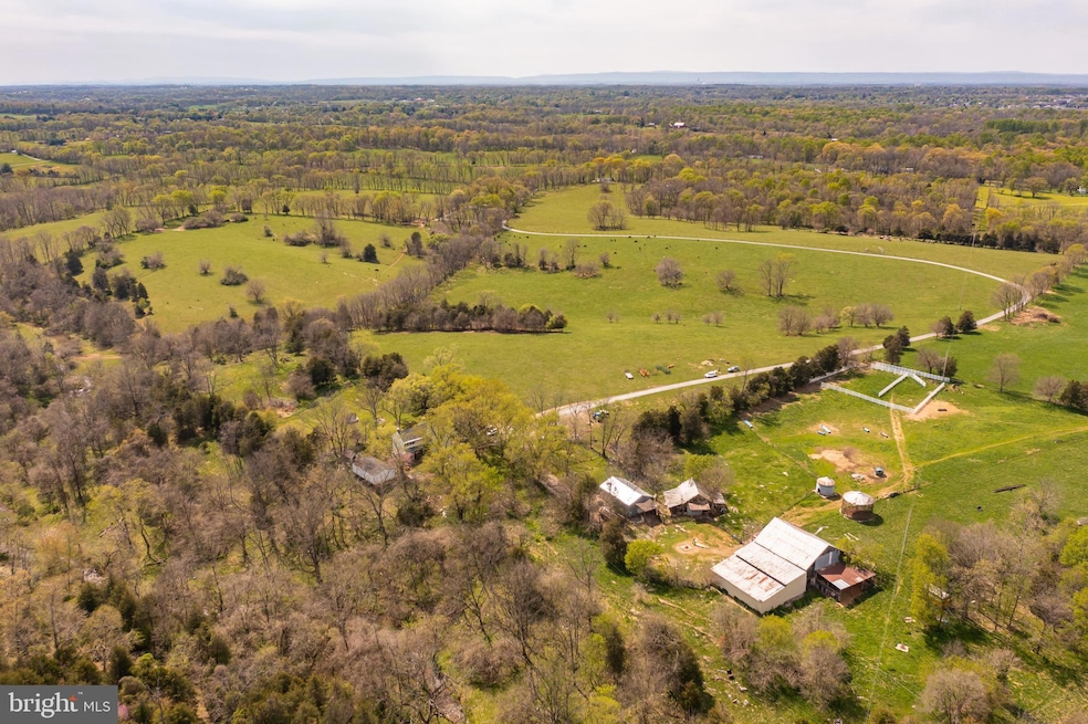 565 Vance Rd, Shepherdstown, WV 25443 - photo 1