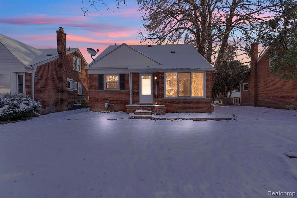 For Sale $159,900 • Co-Listing Agent