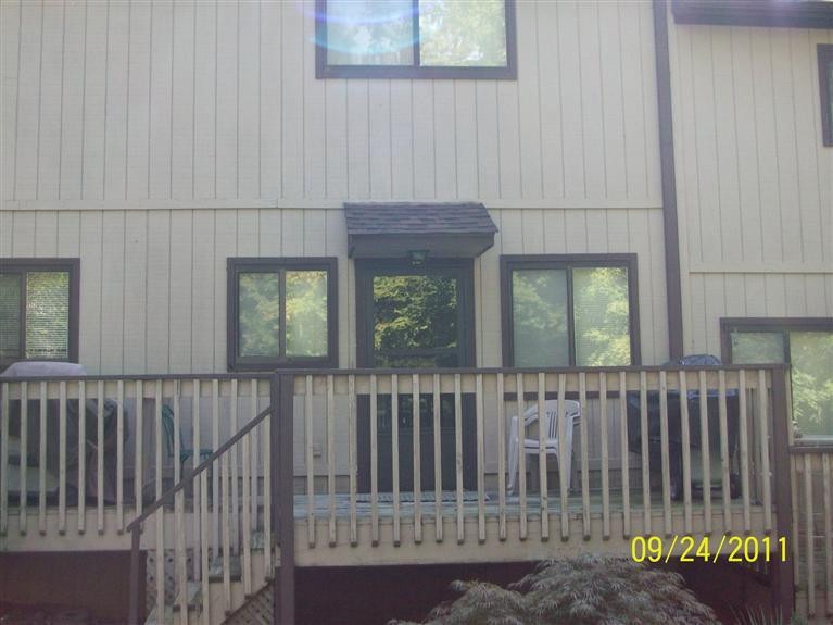 1015 Hancock Cir unit 19, Harrodsburg, KY 40330 - photo 1