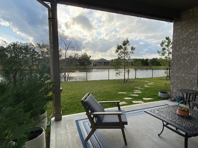 215 Arabian Dr, Spring, TX 77382 - photo 1