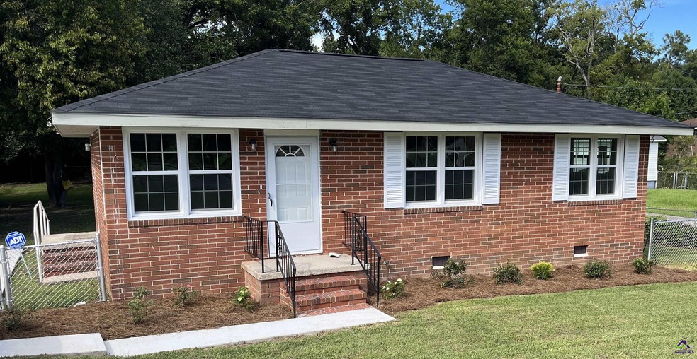 929 Ell St, Macon, GA 31206 - photo 1