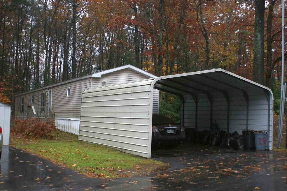 33 Fullam Cir unit 33, Allenstown, NH 03275 - photo 1