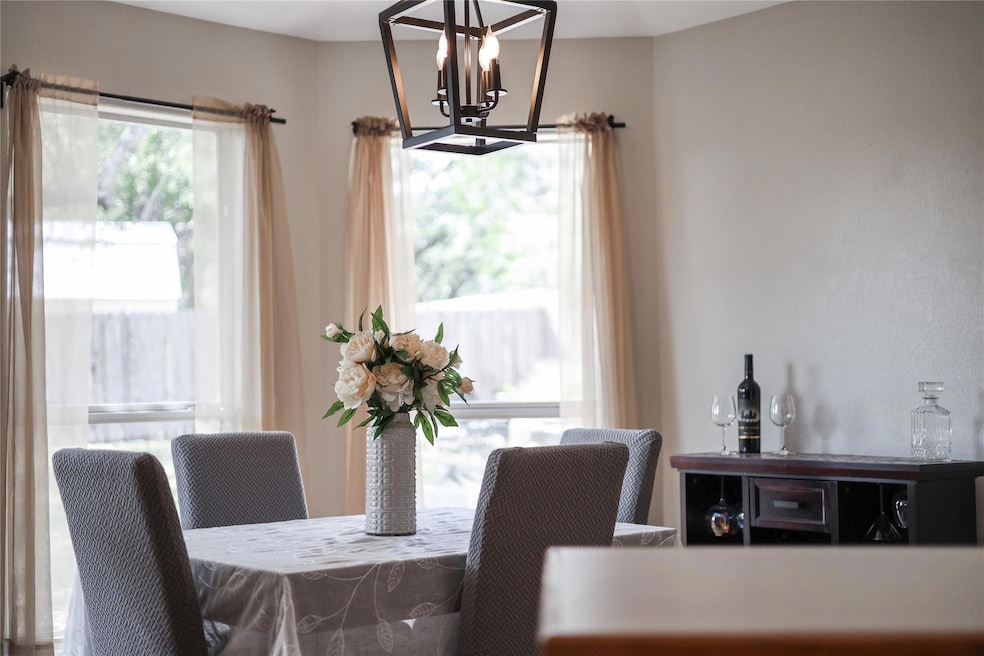 For Sale $374,100 • Co-Listing Agent