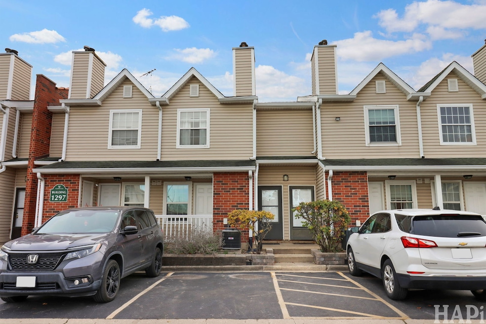 1297 Wyndham Ln unit 103, Palatine, IL 60074 - photo 1