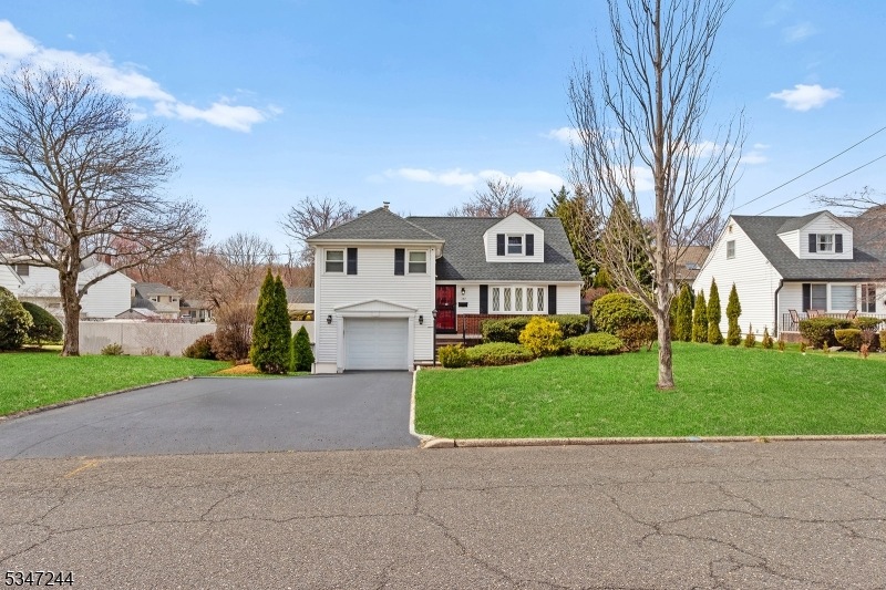 127 Village Cir E, Paramus, NJ 07652 - photo 1