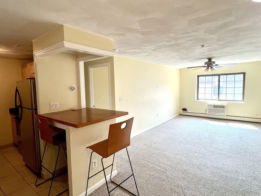 For Rent $1,950/month