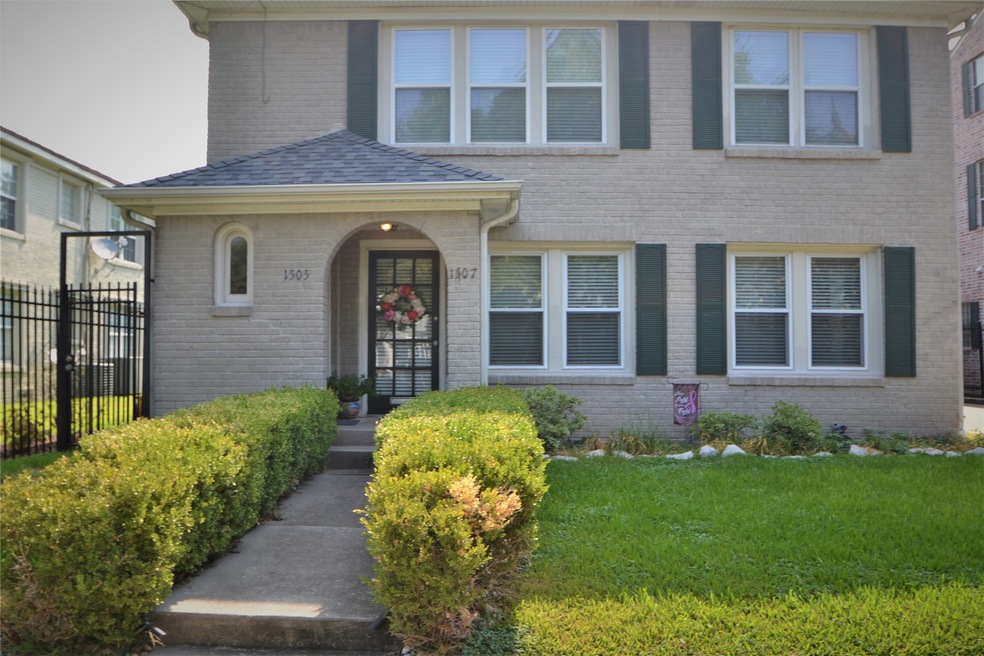 1505 Mcduffie St, Houston, TX 77019 - photo 1