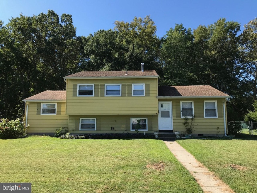 310 University Ave, Pemberton, NJ 08068 - photo 1