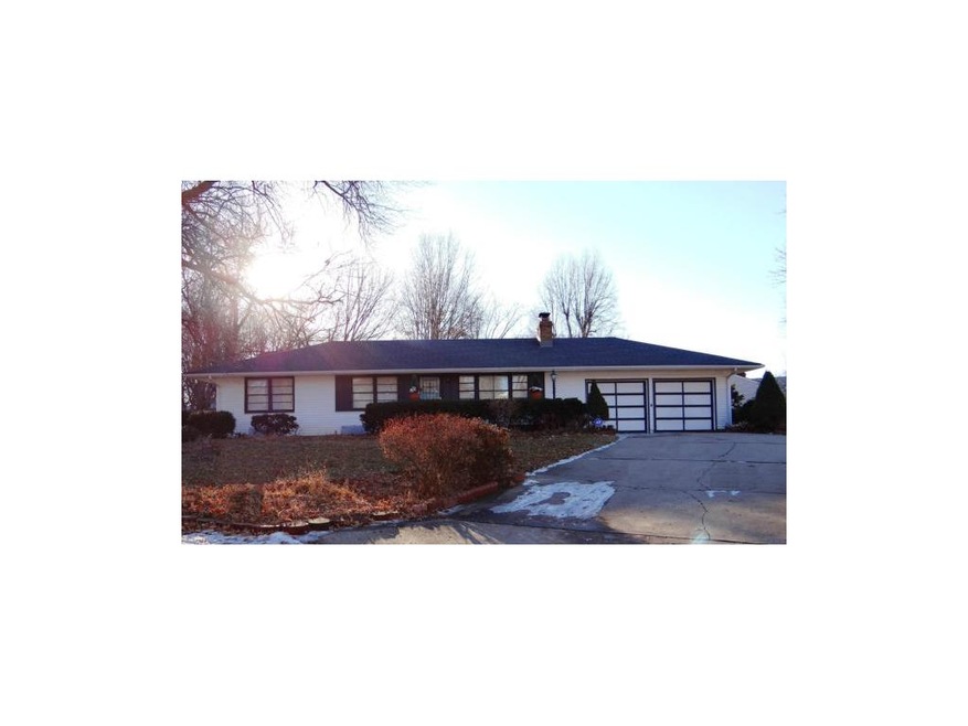 Beautiful Ranch Home With 3 Bedrooms, 1 Full Bath,
