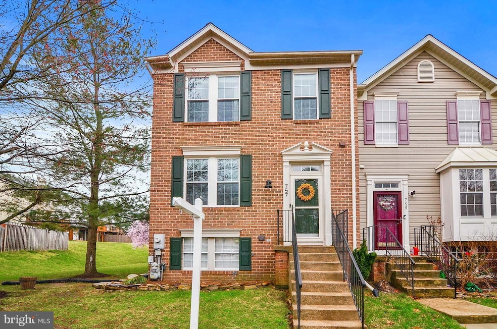 757 Pine Drift Dr, Odenton, MD 21113 - photo 1