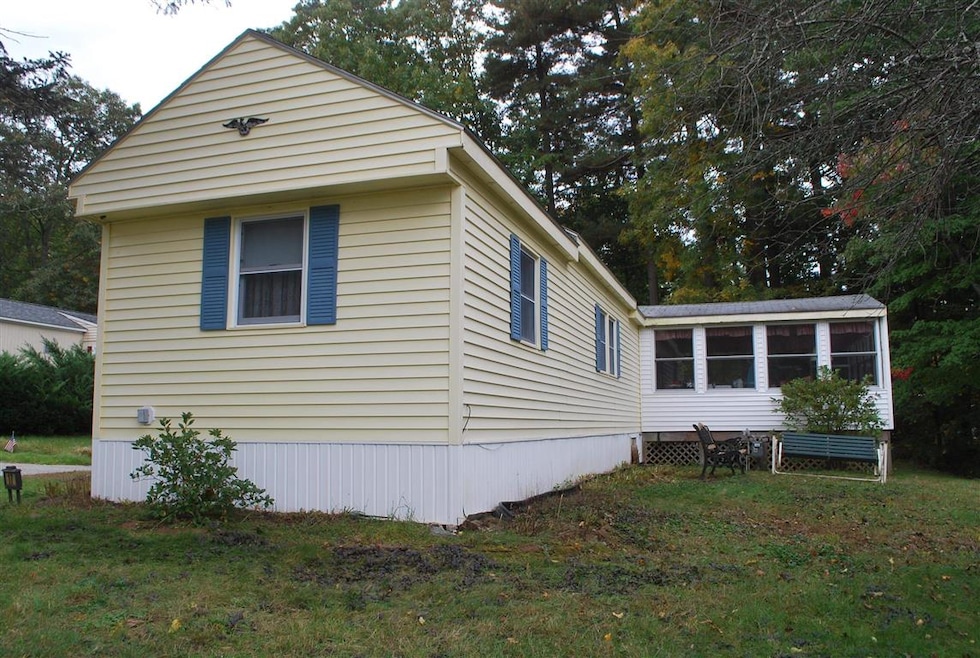 17 Greatstone Dr, Nashua, NH 03063 - photo 1