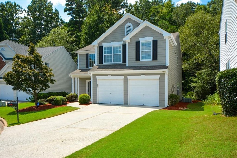 1045 Winthrope Chase Dr, Alpharetta, GA 30009 - photo 1