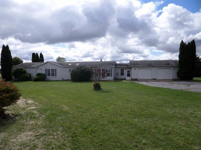 2976 E State Road 4, La Porte, IN 46350 - photo 1