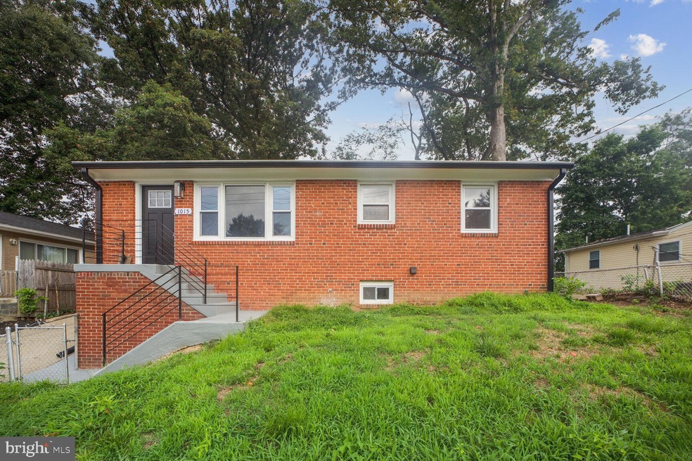 1015 Drum Ave, Capitol Heights, MD 20743 - photo 1