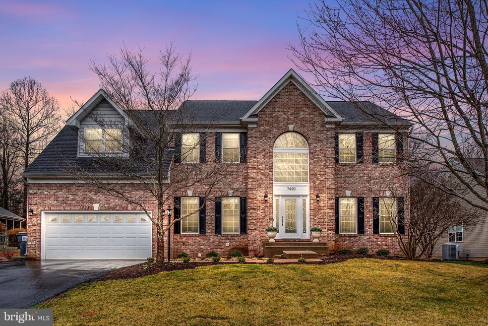 7490 Admiral Nelson Dr, Warrenton, VA 20186 - photo 1