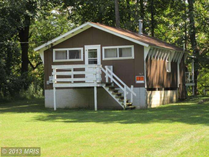 767 Puffenburger Ln, Hedgesville, WV 25427 - photo 1