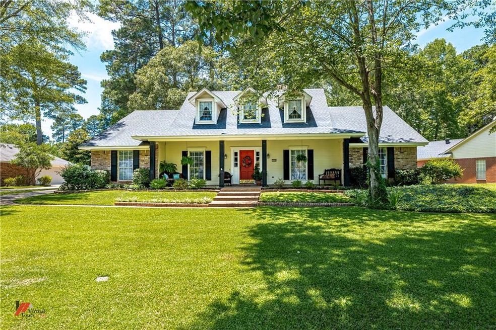 10006 Chase Island Drive, Beautiful Executive Home