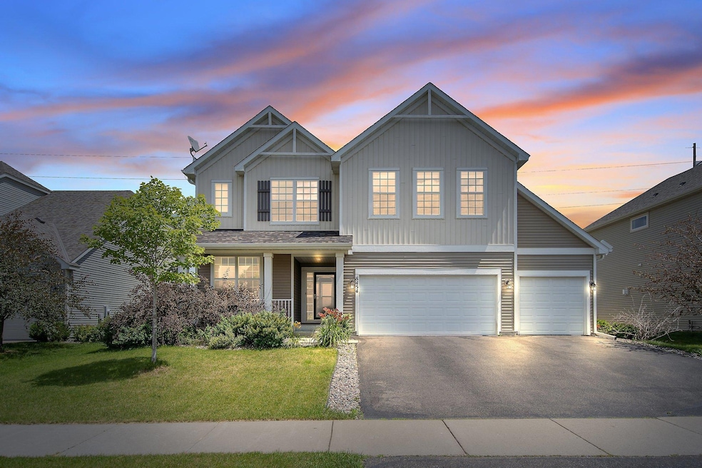 8454 Arrowwood Ln N, Maple Grove, MN 55369 - photo 1