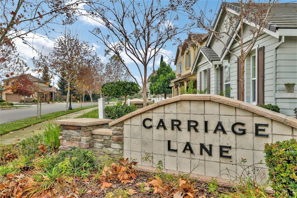 398 Carriage Ln, Oakdale, CA 95361 - photo 1