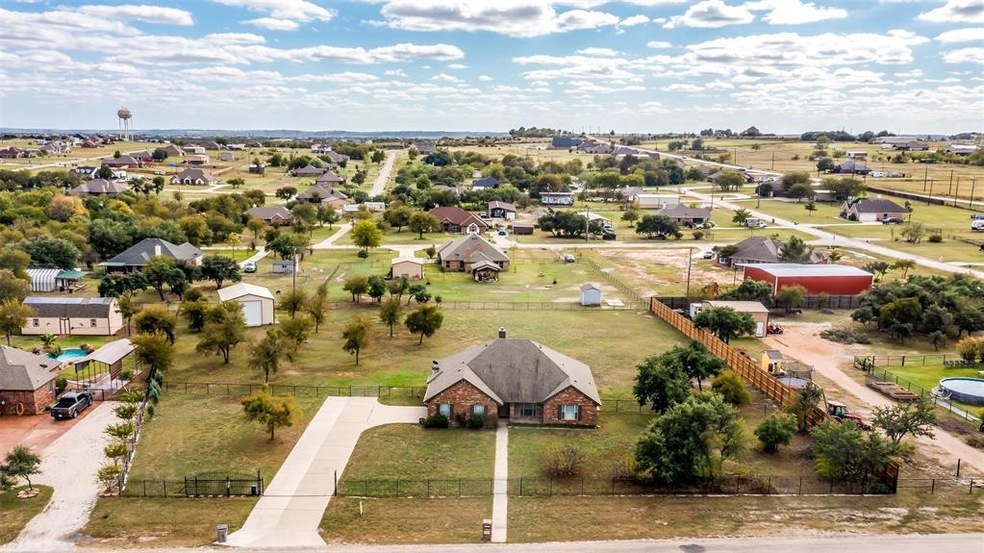 413 Miramar Cir, Weatherford, TX 76085 - photo 1