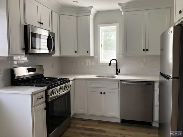 14 Elm St unit 2nd Floor, Harrington Park, NJ 07640 - photo 1