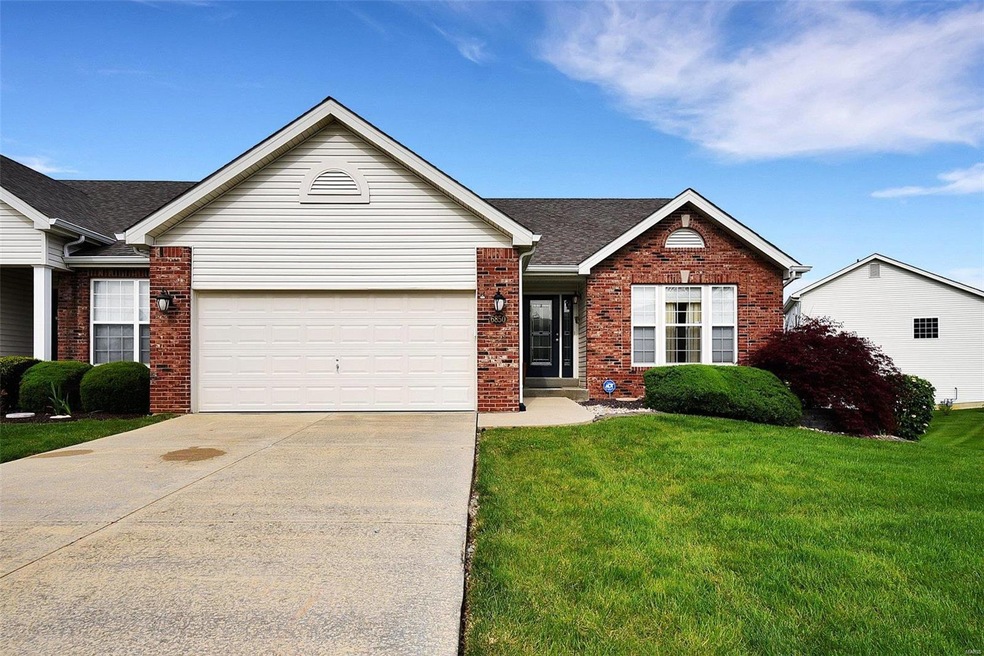 6850 Kensington Dr, Maryville, IL 62062 - photo 1