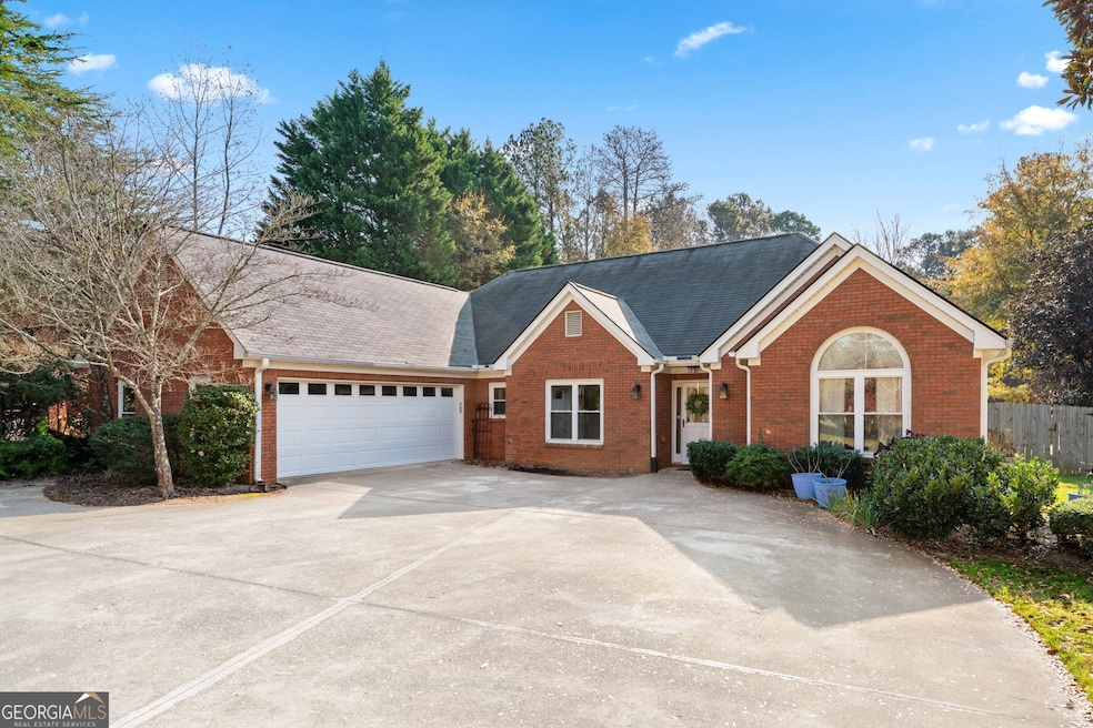 Pending $415,000 • Co-Listing Agent