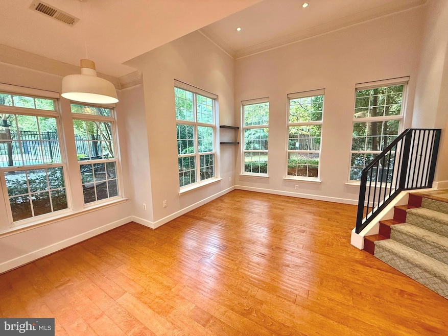 19439 Dover Cliffs Cir, Germantown, MD 20874 - photo 1