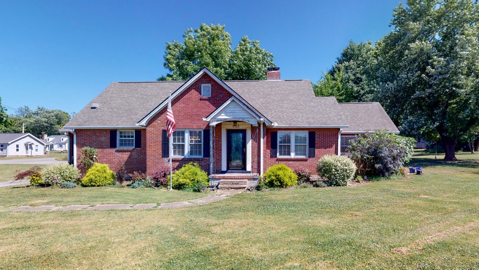 603 Lewis Ave, Shelbyville, TN 37160 - photo 1