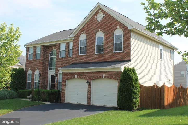205 E King James St, Purcellville, VA 20132 - photo 1