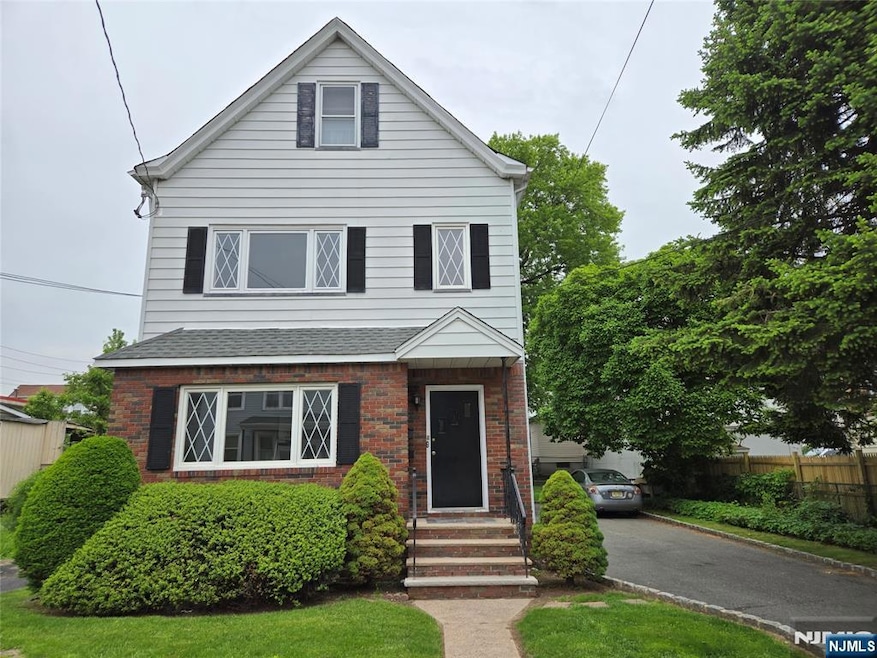 For Rent $2,400/month