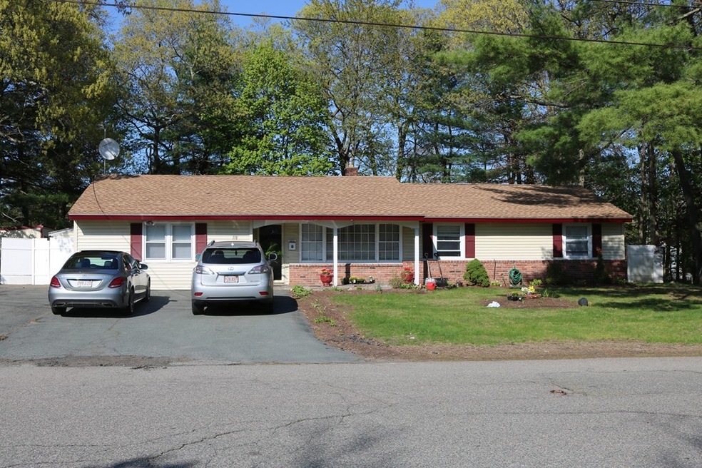 118 Anne Marie Dr, Brockton, MA 02302 - photo 1
