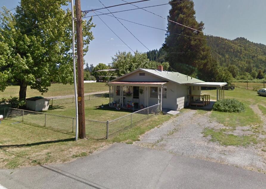 5869 Foothill Blvd, Rogue River, OR 97537 - photo 1
