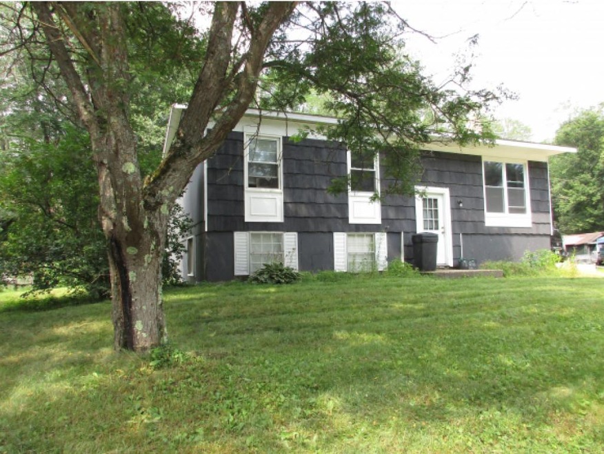 127 Butternut Dr, Keene, NH 03431 - photo 1